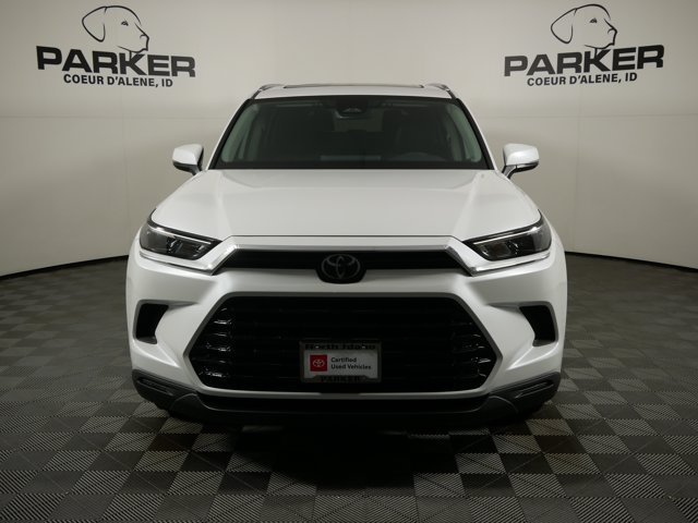 Used 2024 Wind Chill Pearl Toyota XLE image 3