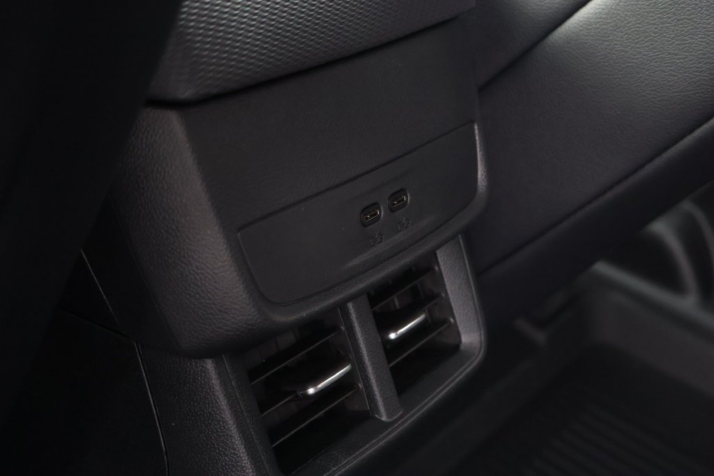 2027 Chevrolet Equinox LT - Photo 38