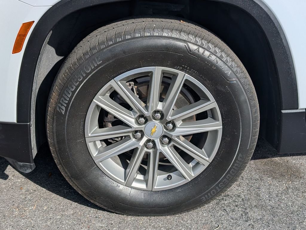 Used 2023 White Chevrolet LT image 11