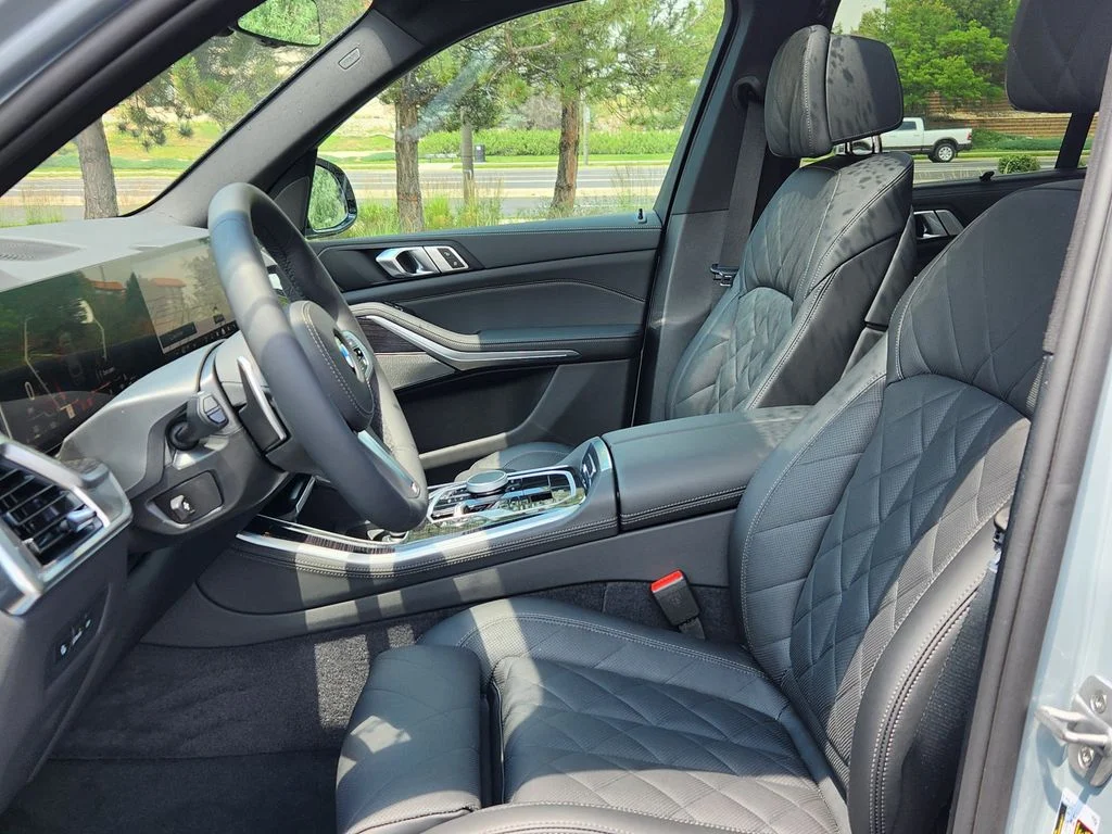 New 2026 Brooklyn Grey Metallic BMW xDrive40i image 9