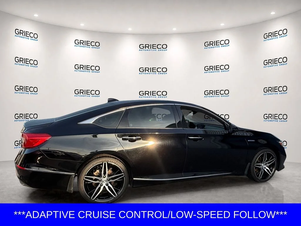 Used 2022 Black Honda Touring image 6