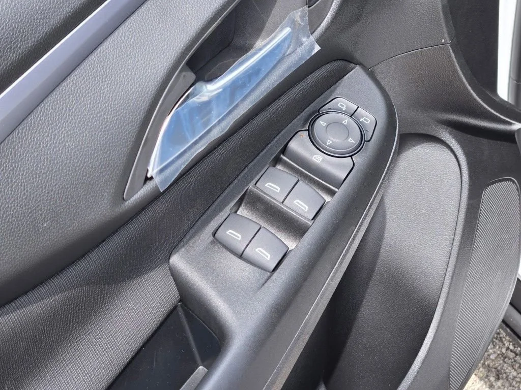 2026 Buick Envista Preferred - Photo 30