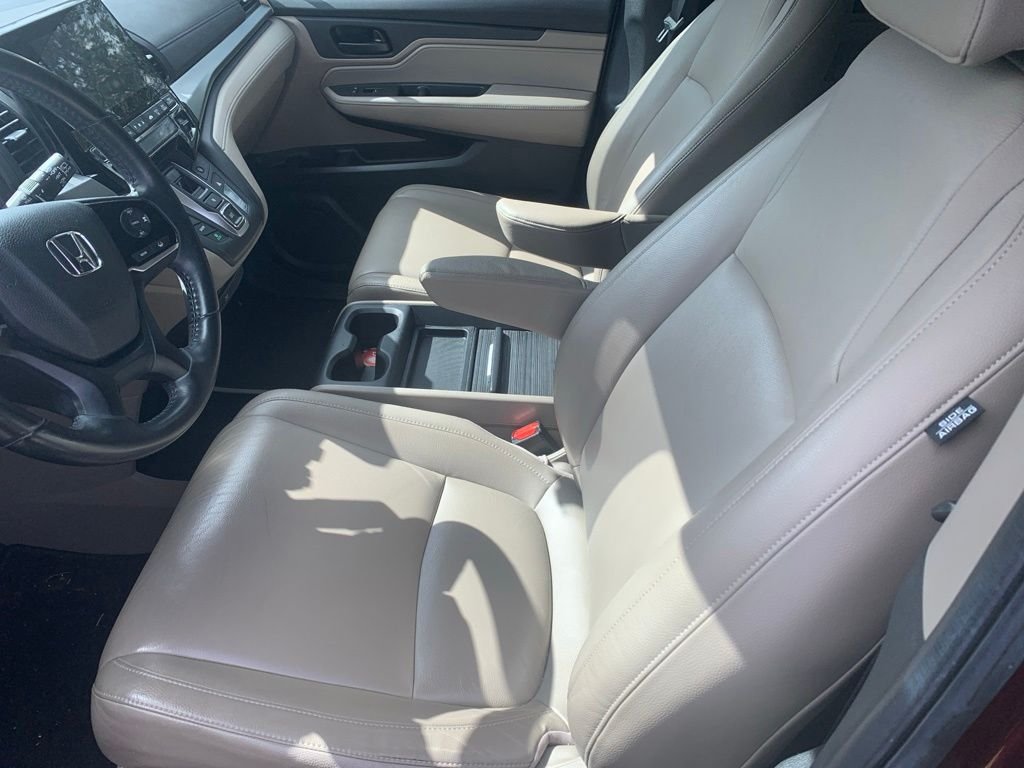 Used 2018 Red Honda EX-L image 3