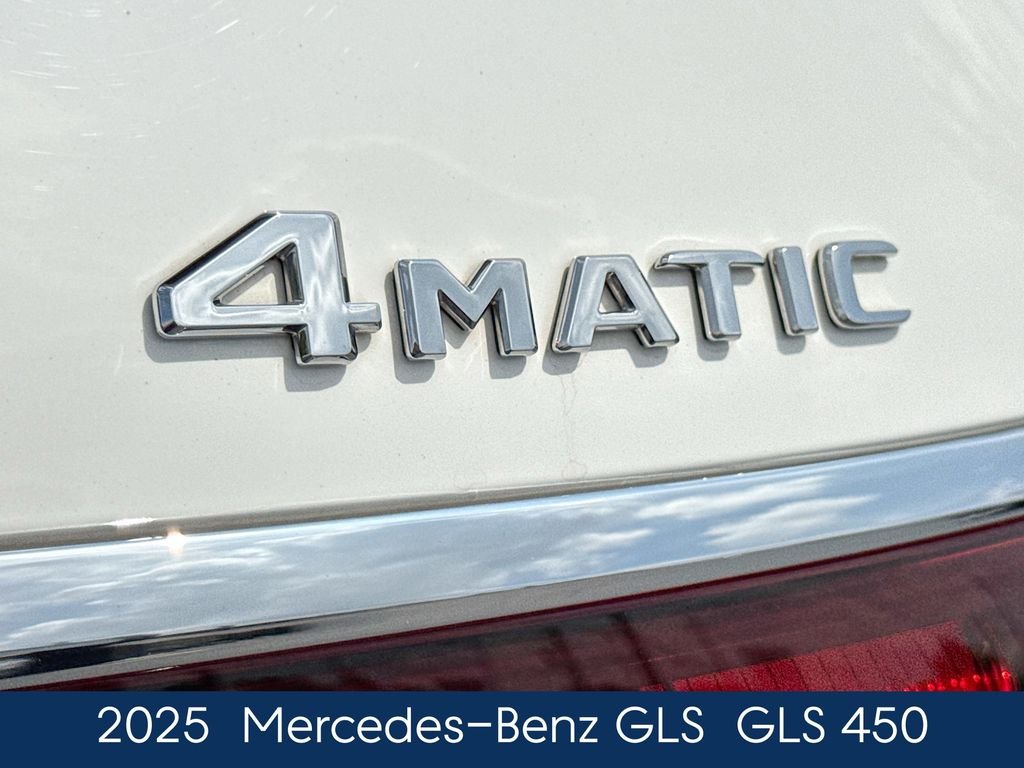Used 2025  Mercedes-Benz GLS 450 image 11