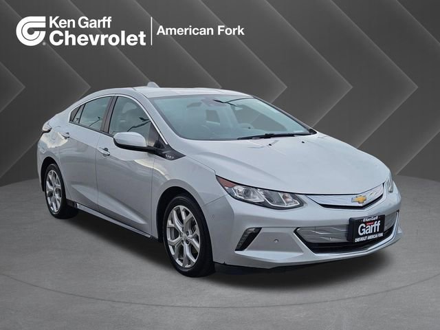 2017 Chevrolet Volt Premier's photo