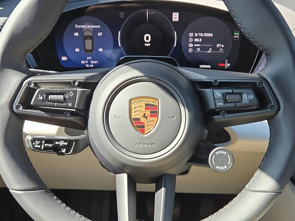 Certified Used 2026  Porsche 4 image 9
