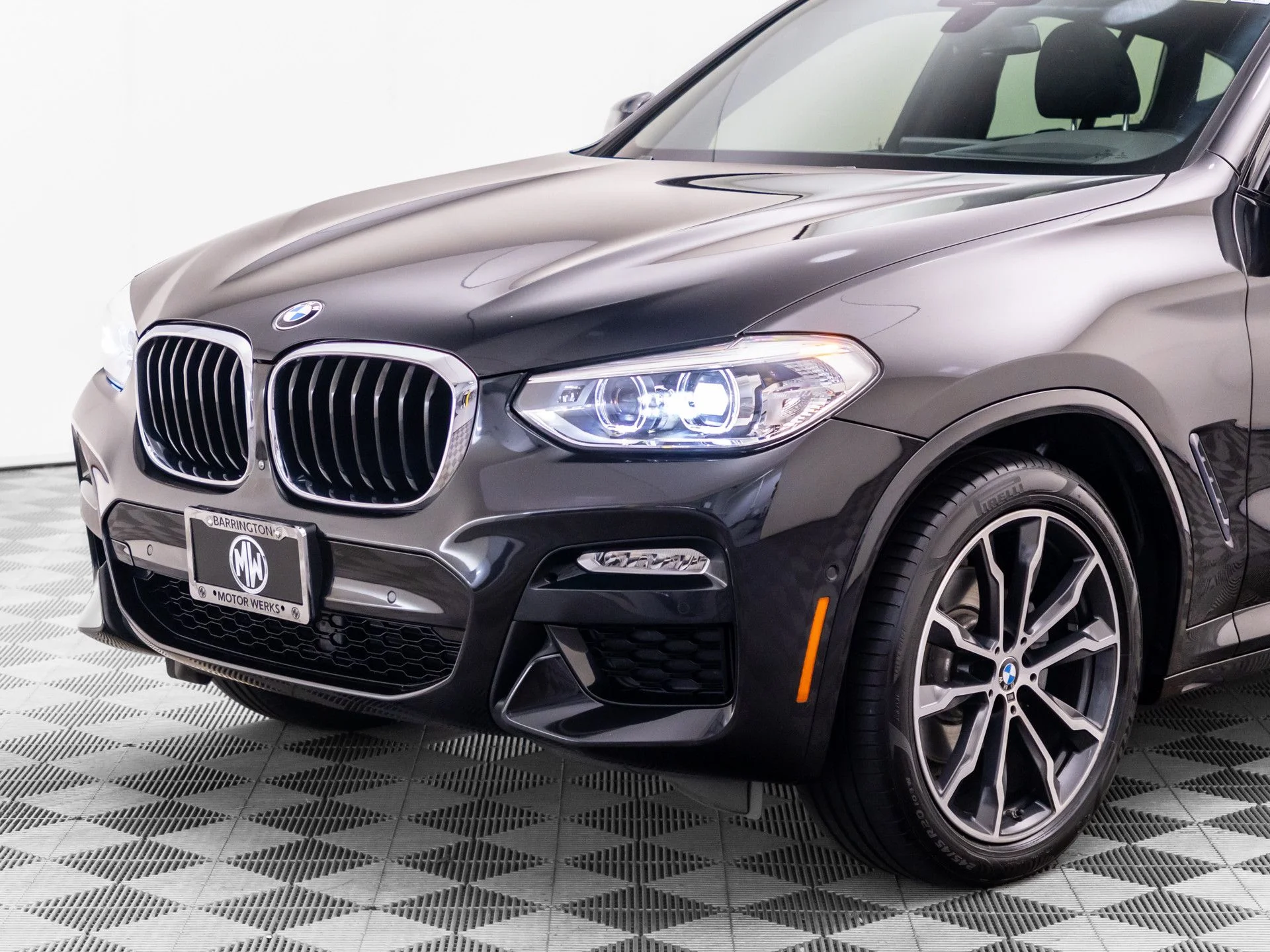 Used 2019 Black BMW xDrive30i image 37