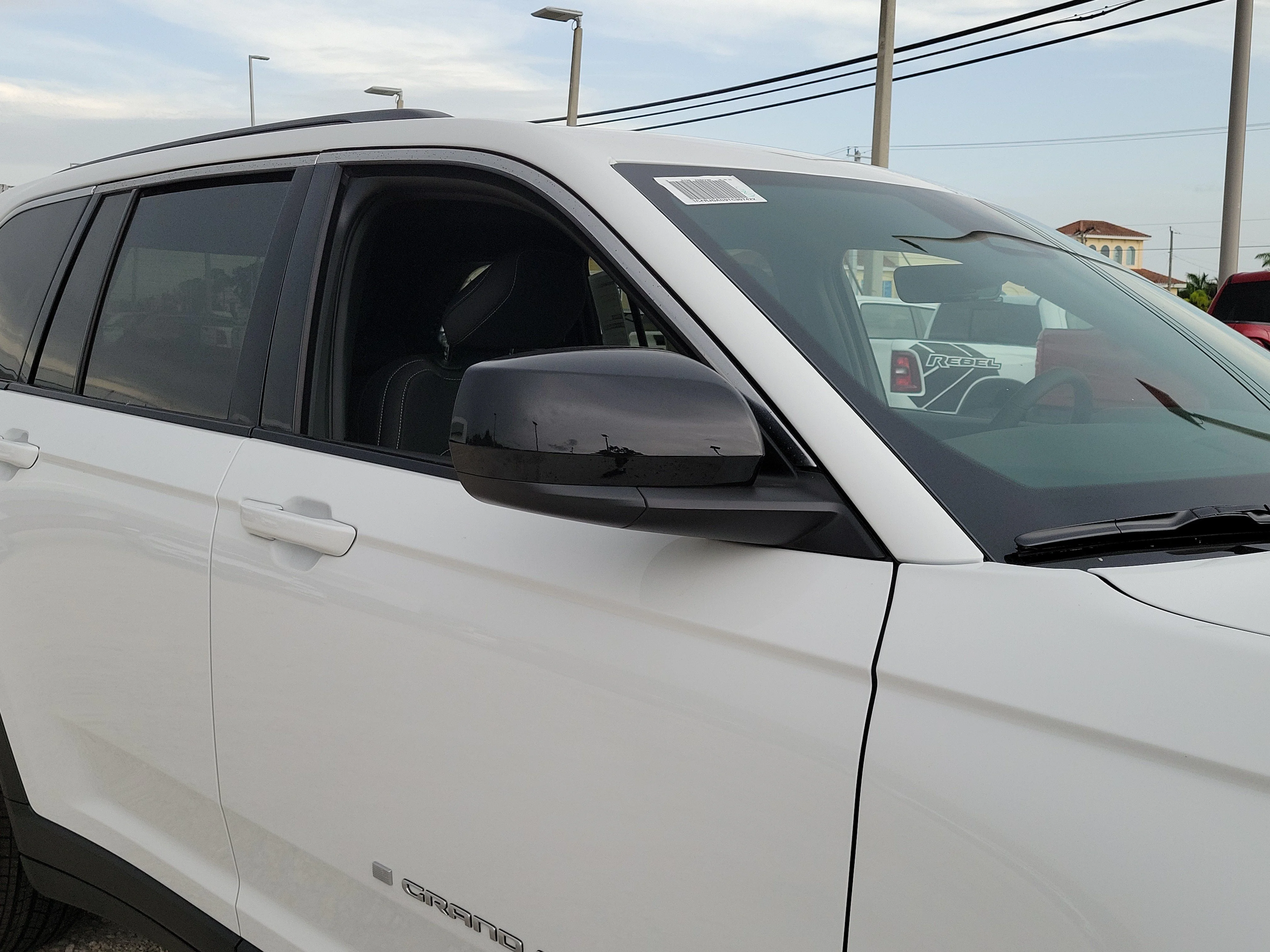 New 2026 Bright White Clearcoat Jeep Laredo X image 9