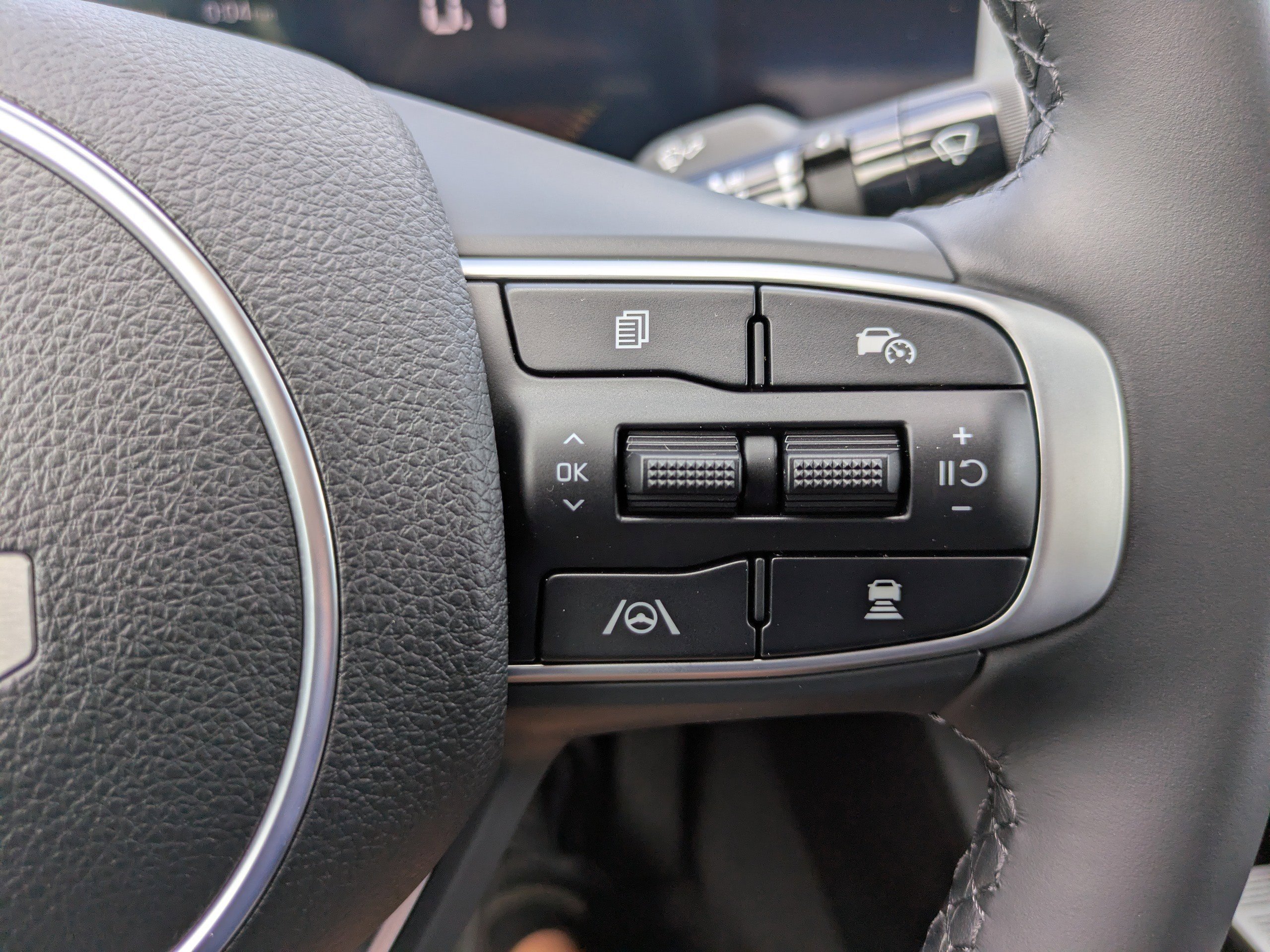 New 2026 Steel Matte Gray Kia GT-Line FWD image 30