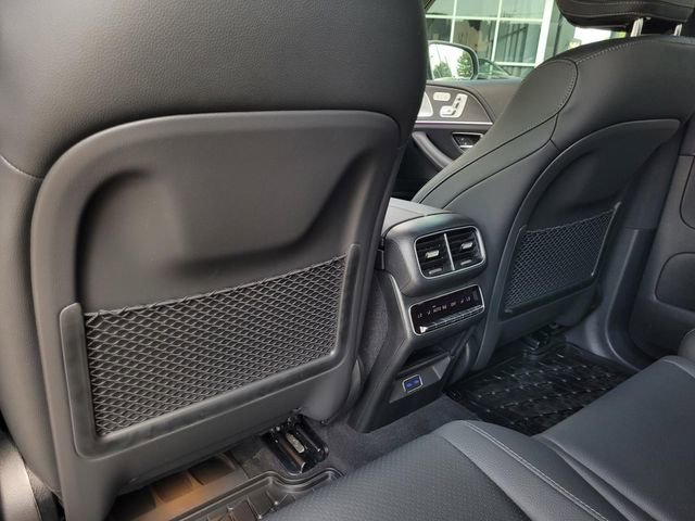 New 2025 MANUFAKTUR Alpine Grey Mercedes-Benz GLS 450 image 68