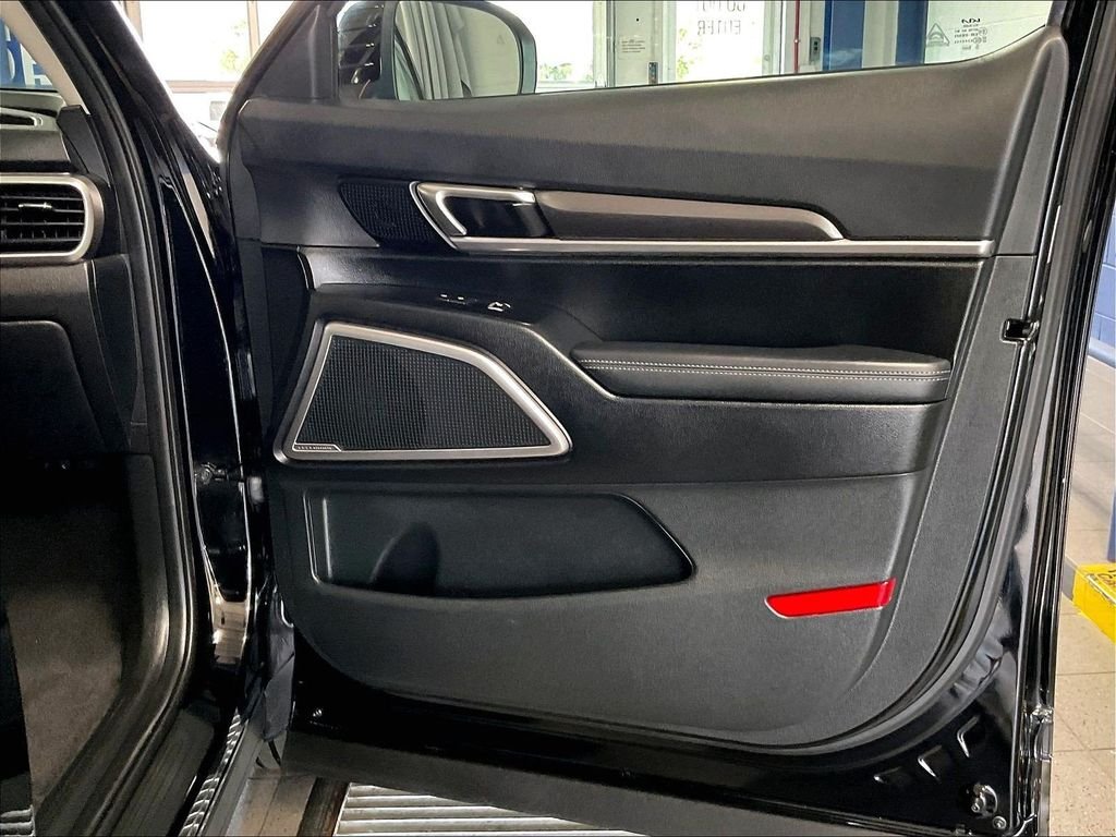 Used 2024 Black Kia LX image 12