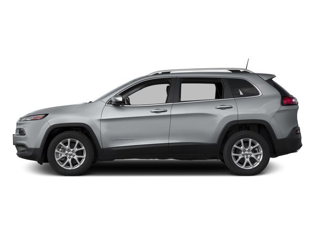 Used 2016 Billet Silver Metallic Clearcoat Jeep Latitude image 4