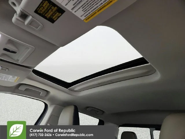 New 2026 Azure Gray Metallic Tri-Coat Ford Lariat® image 13
