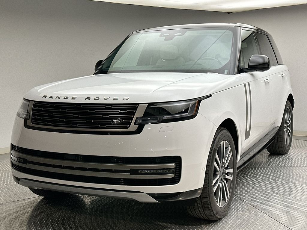 New 2026 Fuji White Land Rover SE image 1