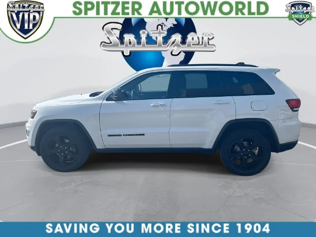 Used 2020 White Jeep Laredo image 7
