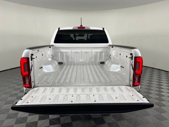 Used 2019 White Ford Lariat image 37