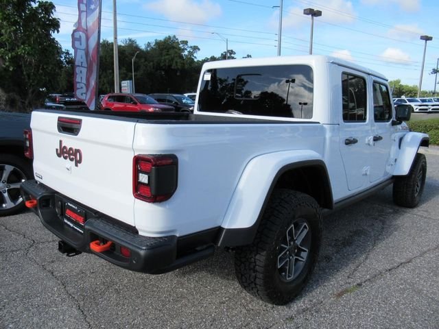 New 2026 Bright White Clear-Coat Exterior Paint Jeep Mojave X image 7