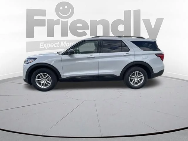 New 2026 Space White Metallic Ford Active image 4