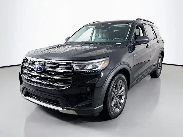 New 2026 Agate Black Metallic Ford Active image 37
