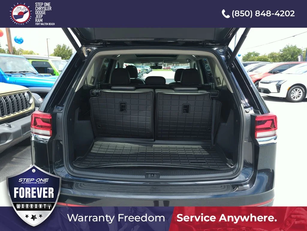 Used 2023 Black Volkswagen 3.6L V6 SE w/Technology image 31