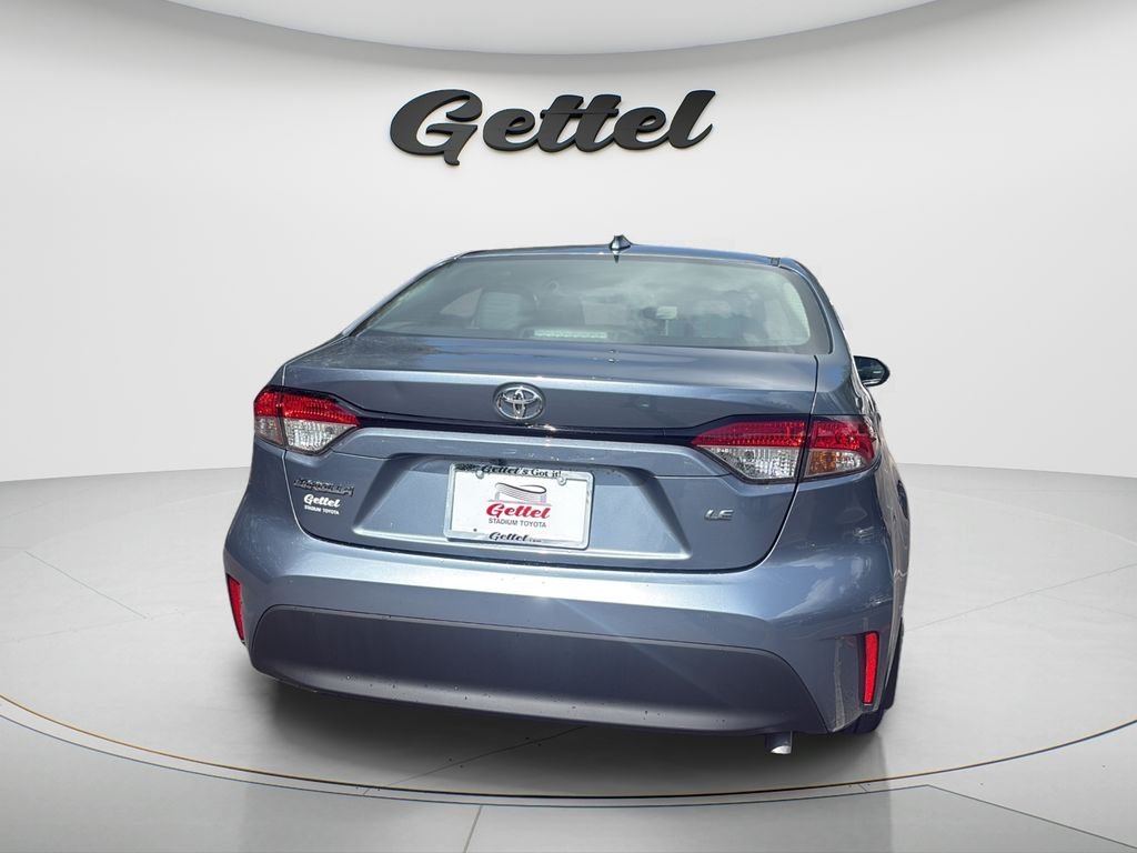 Used 2025  Toyota LE image 6