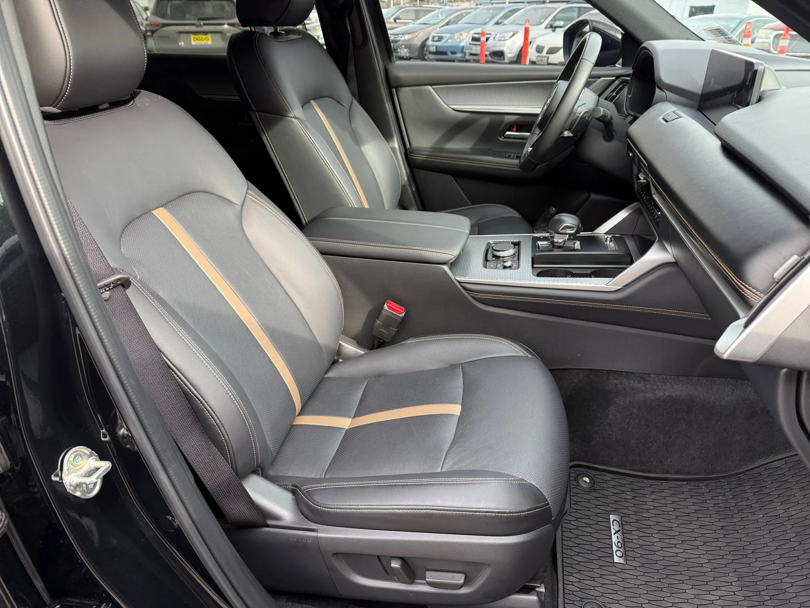 2025 Mazda CX-90 Premium Package - Photo 20