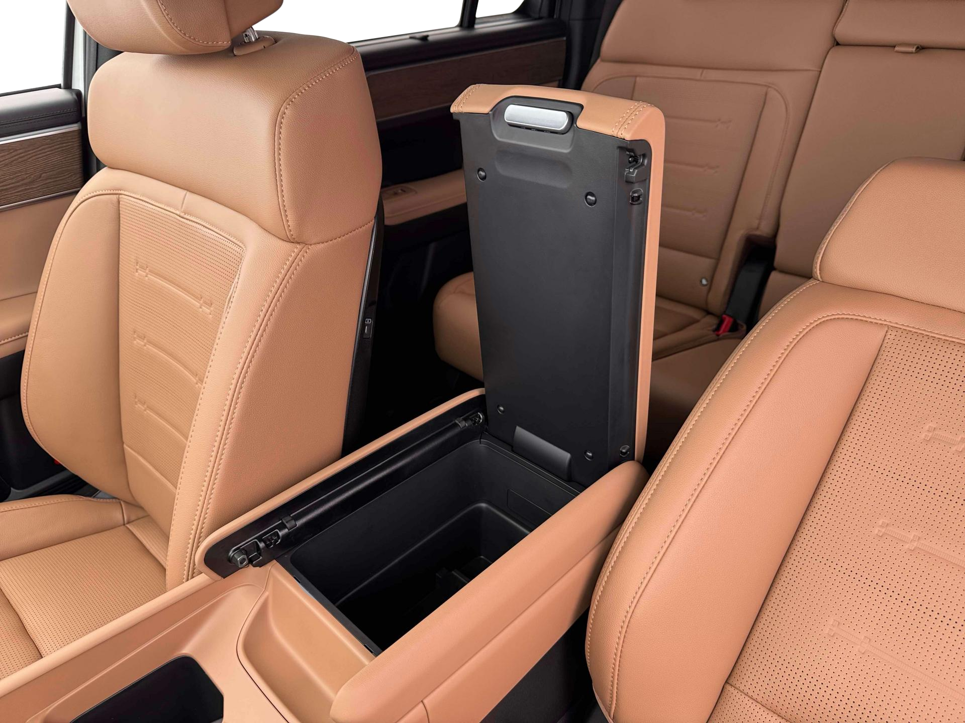 New 2026 Earthy Brass Matte Hyundai Limited FWD image 52