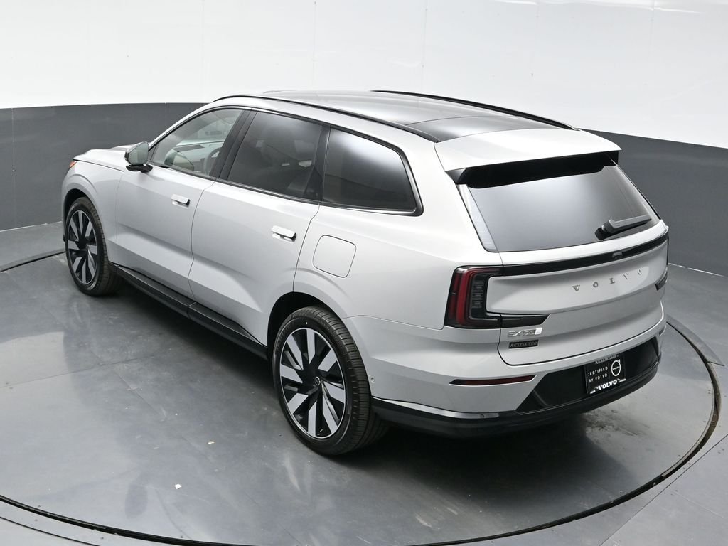 2025 Volvo EX90 Ultra - Photo 32