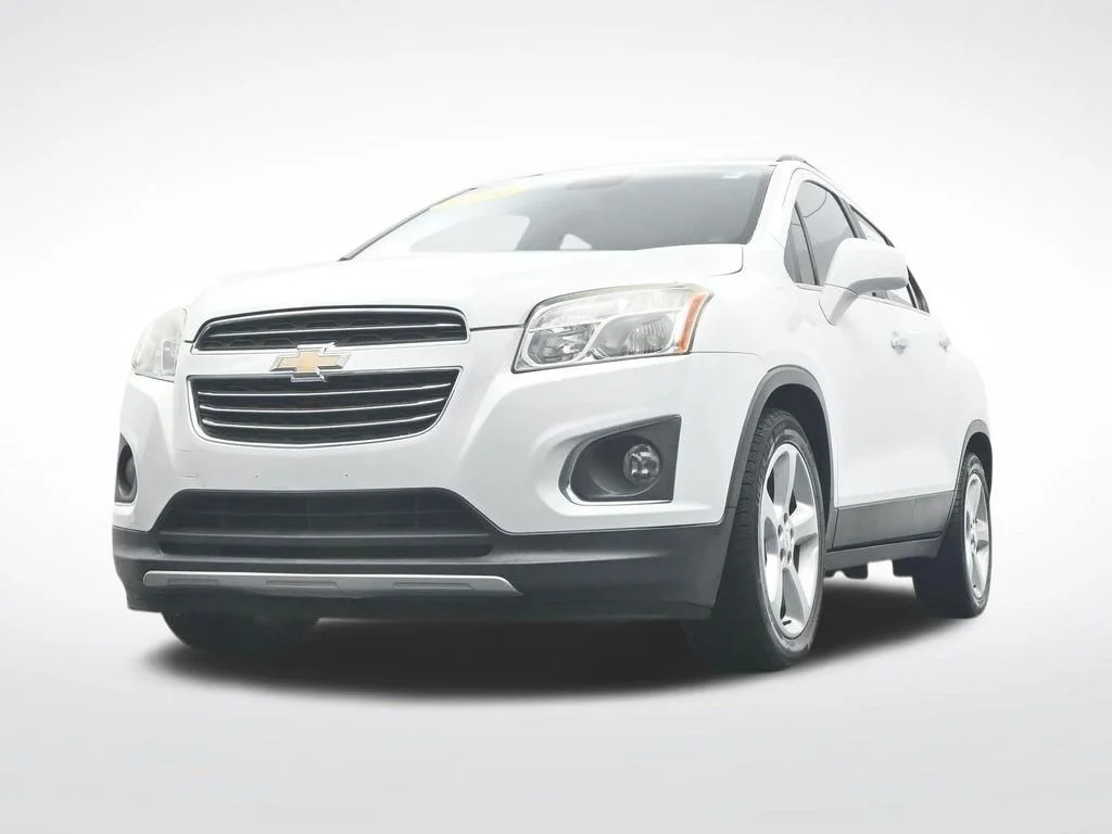 Used 2016 Summit White Chevrolet LTZ image 38