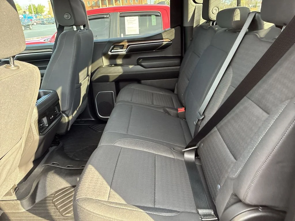Used 2022 Red Chevrolet LT Trail Boss image 19