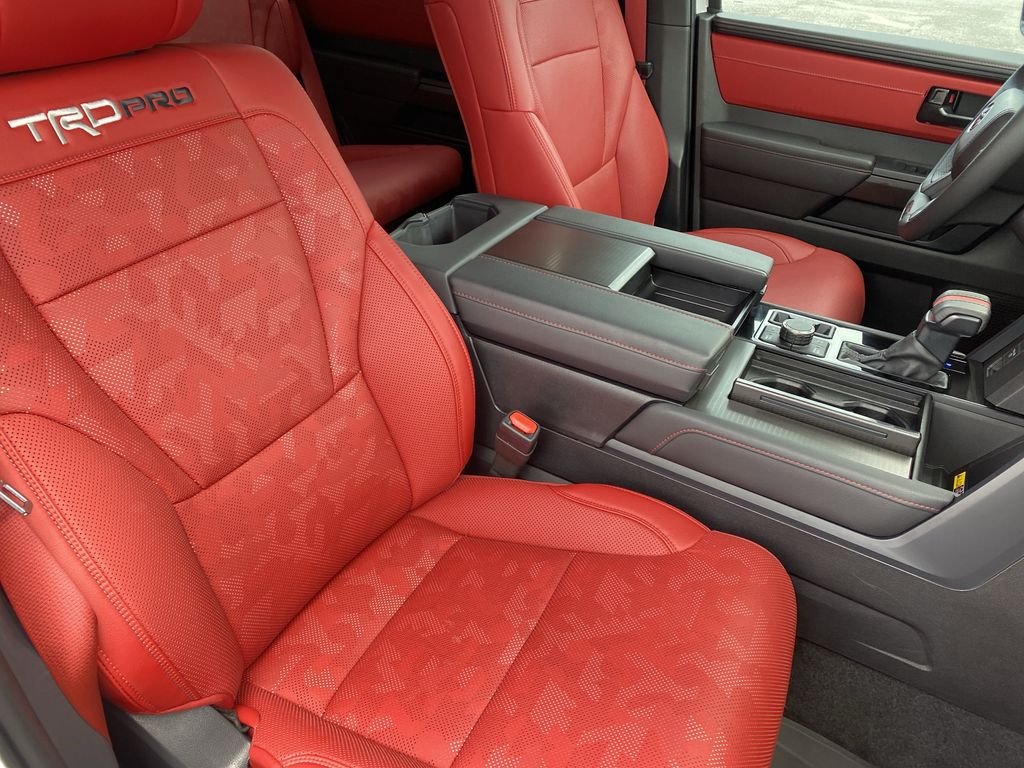 2025 Toyota Sequoia TRD Pro - Photo 33