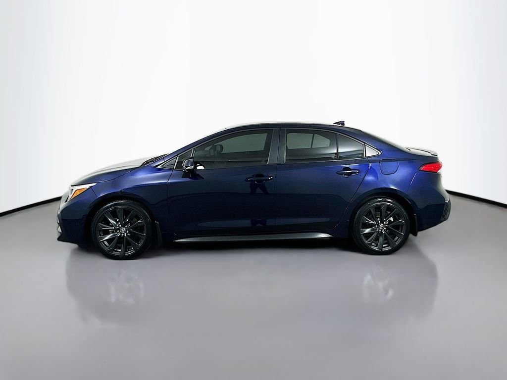 Used 2024  Toyota SE image 8
