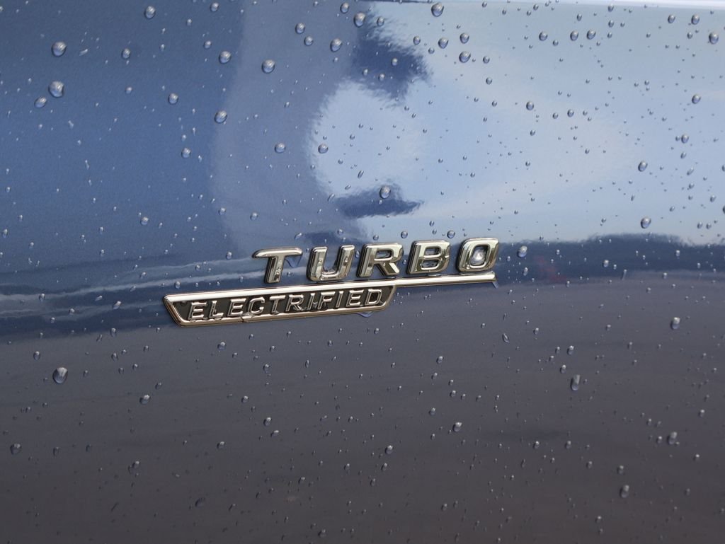 New 2026 Twilight Blue Metallic Mercedes-Benz C 43 AMG® image 10