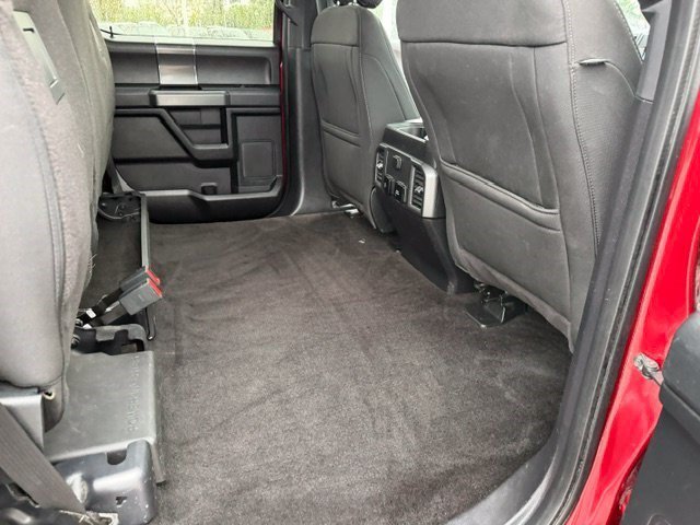 Used 2018 Ruby Red Metallic Ford XLT image 32