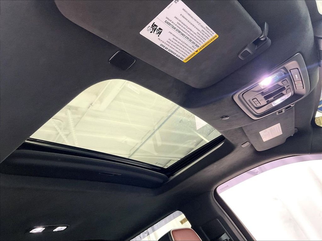 Used 2023 White GMC Denali Ultimate image 22