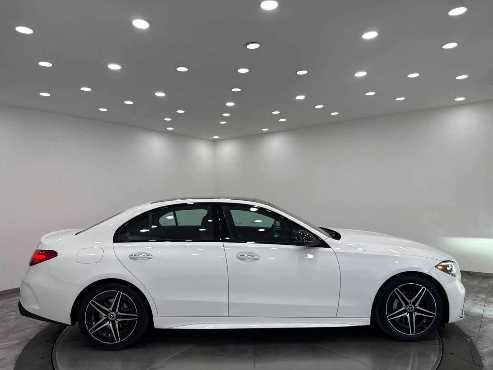 Used 2023 Polar White Mercedes-Benz C 300 4MATIC® SEDAN image 9