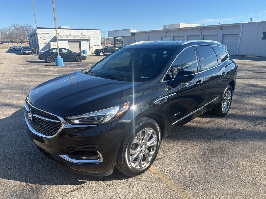 Used 2020 Buick Enclave Avenir with VIN 5GAEVCKW1LJ212691 for sale in Kansas City