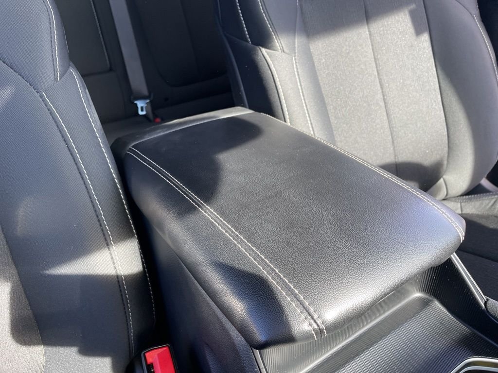 Used 2024 White Jeep Laredo X image 37