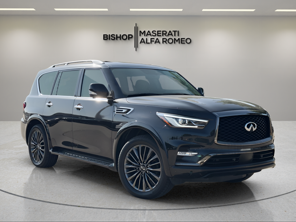 Used 2023 Black INFINITI Premium Select image 1