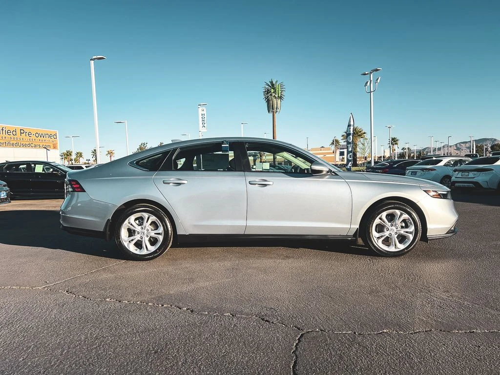 New 2026 Solar Silver Metallic Honda LX image 12