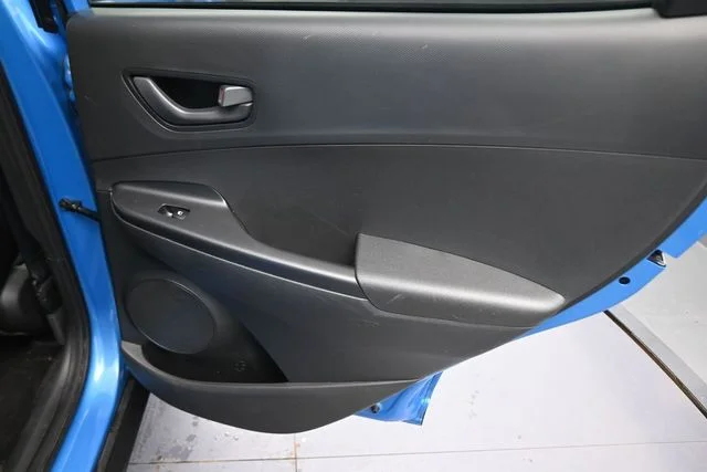 Used 2018 Blue Hyundai SEL image 15