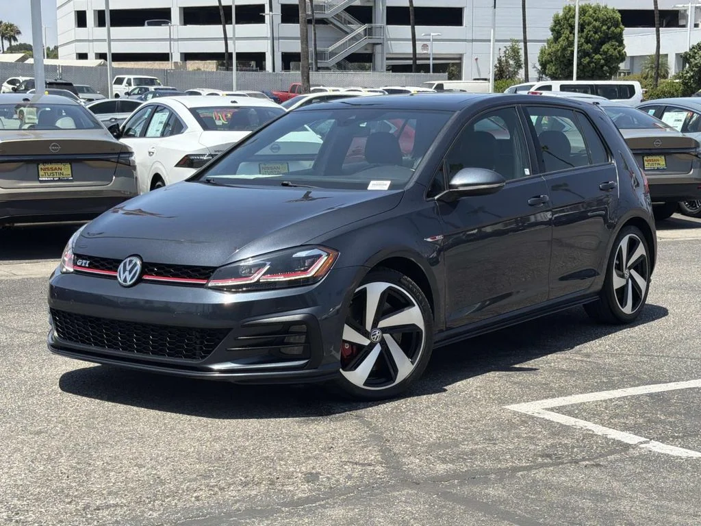 2018 Volkswagen Golf GTI 2.0T Autobahn w/Performance 4dr DSG's photo