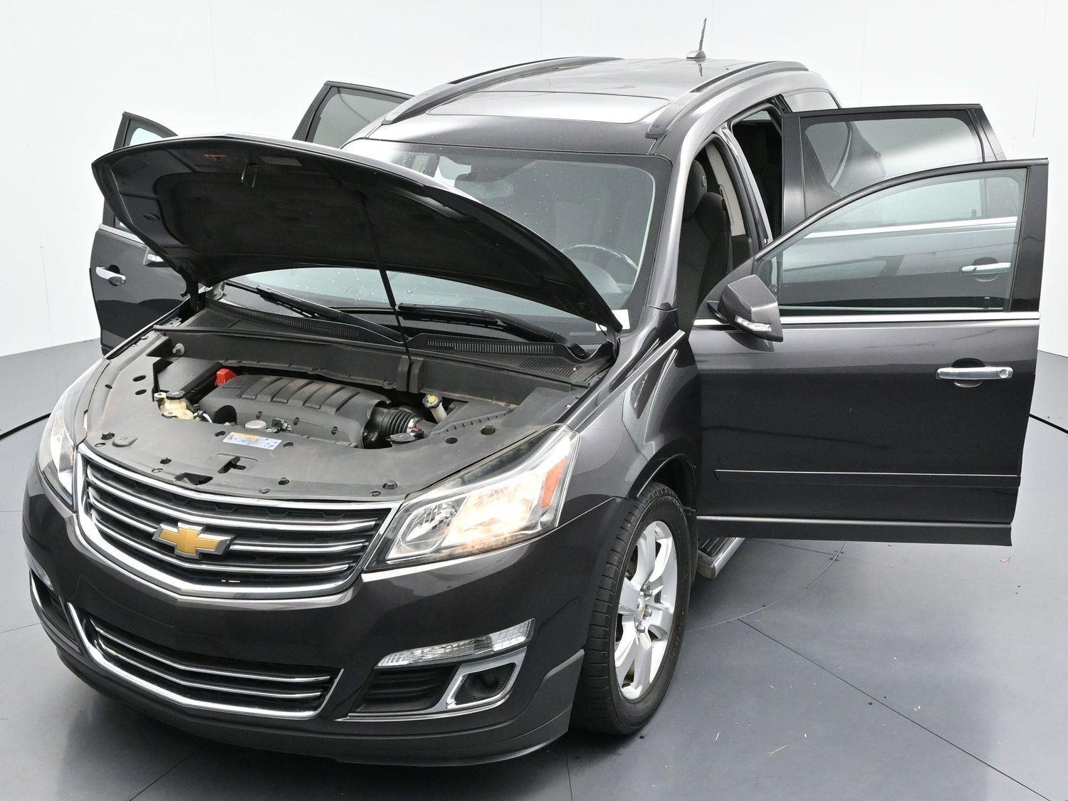 Used 2016 Tungsten Metallic Chevrolet LT image 42