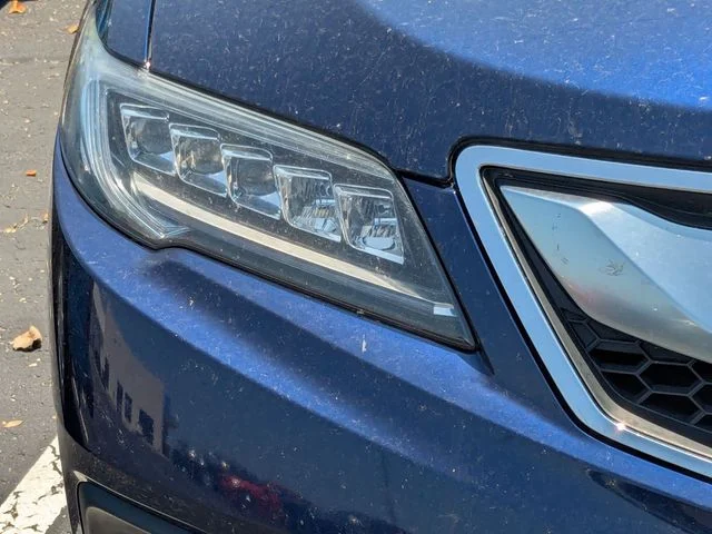 Used 2018 Fathom Blue Pearl Acura Advance Package image 3
