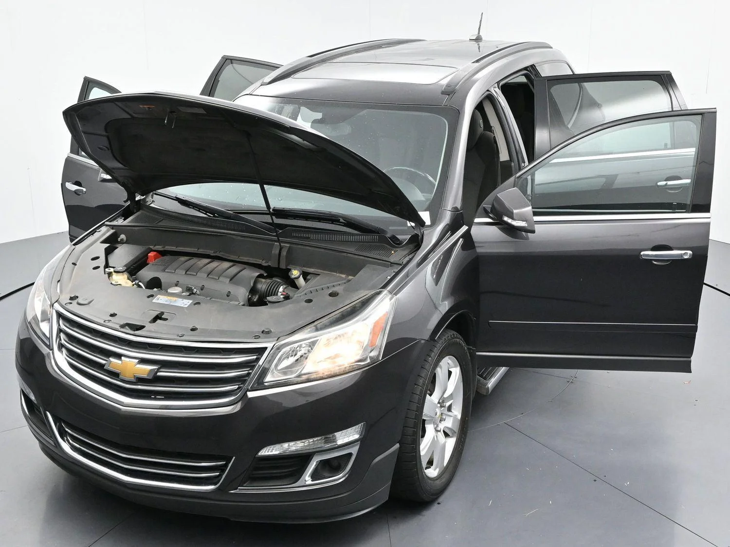 Used 2016 Tungsten Metallic Chevrolet LT image 42