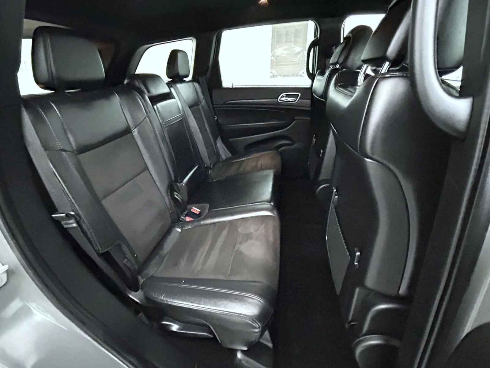 Used 2022 Gray Jeep Laredo X image 18