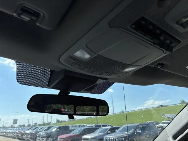 Used 2020 Black Ford XLT image 37