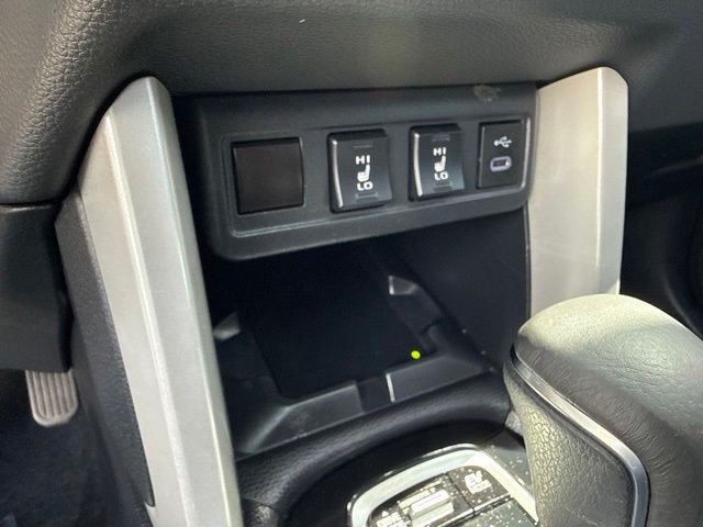 Used 2024  Toyota Hybrid XSE image 24