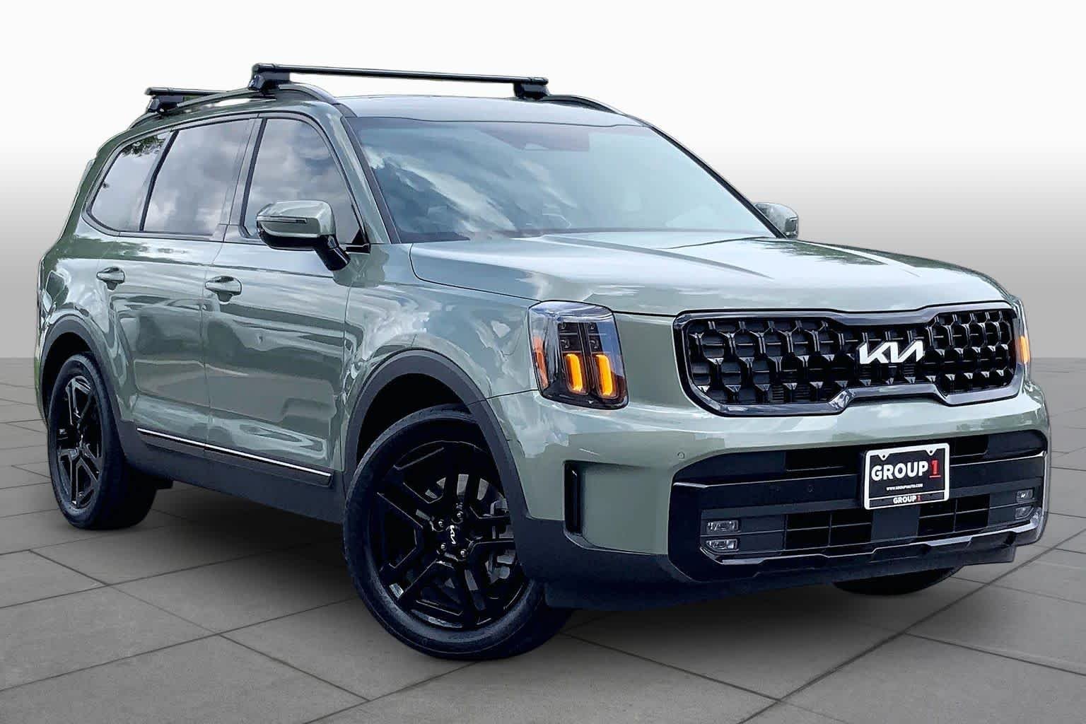 Used 2024 Jungle Green Kia SX X-Line image 3