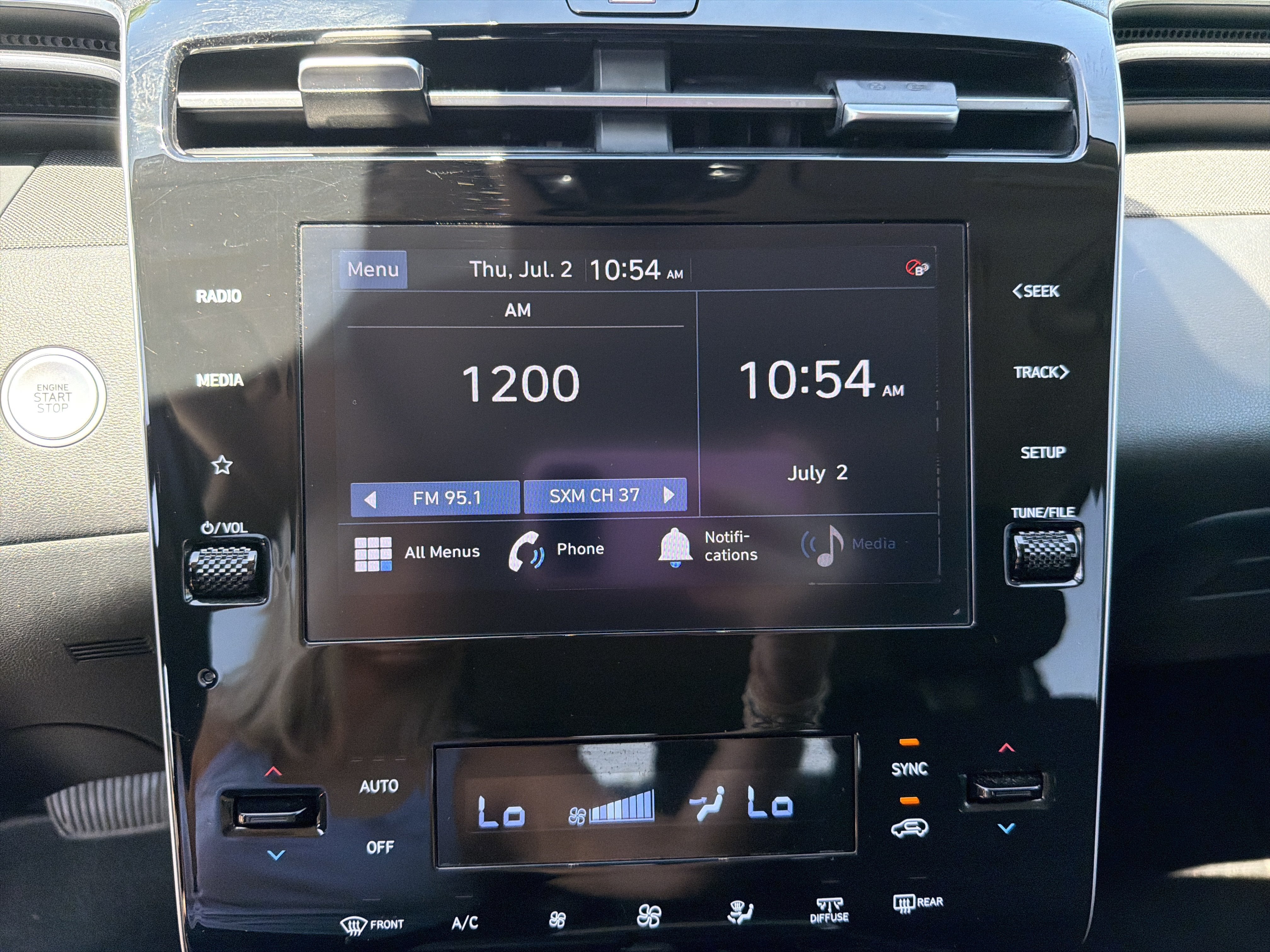Used 2022 Quartz White Hyundai SEL image 16